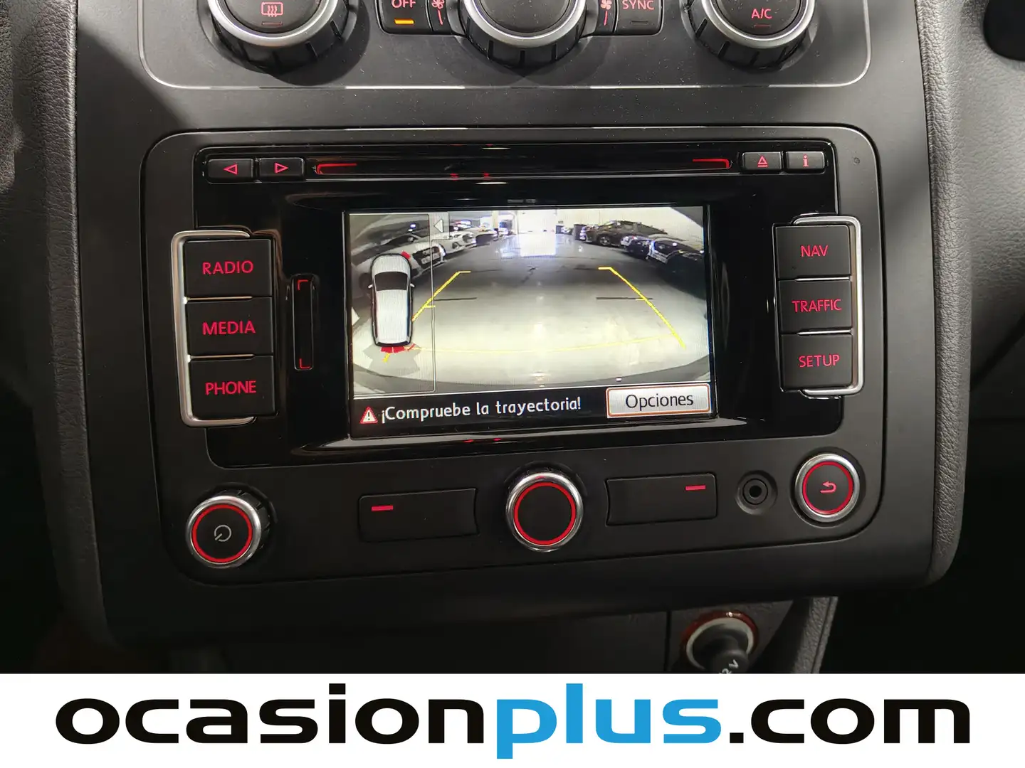 Foto Volkswagen Touran Volkswagen Touran Sport 1.4 TSI (140 CV) DSG