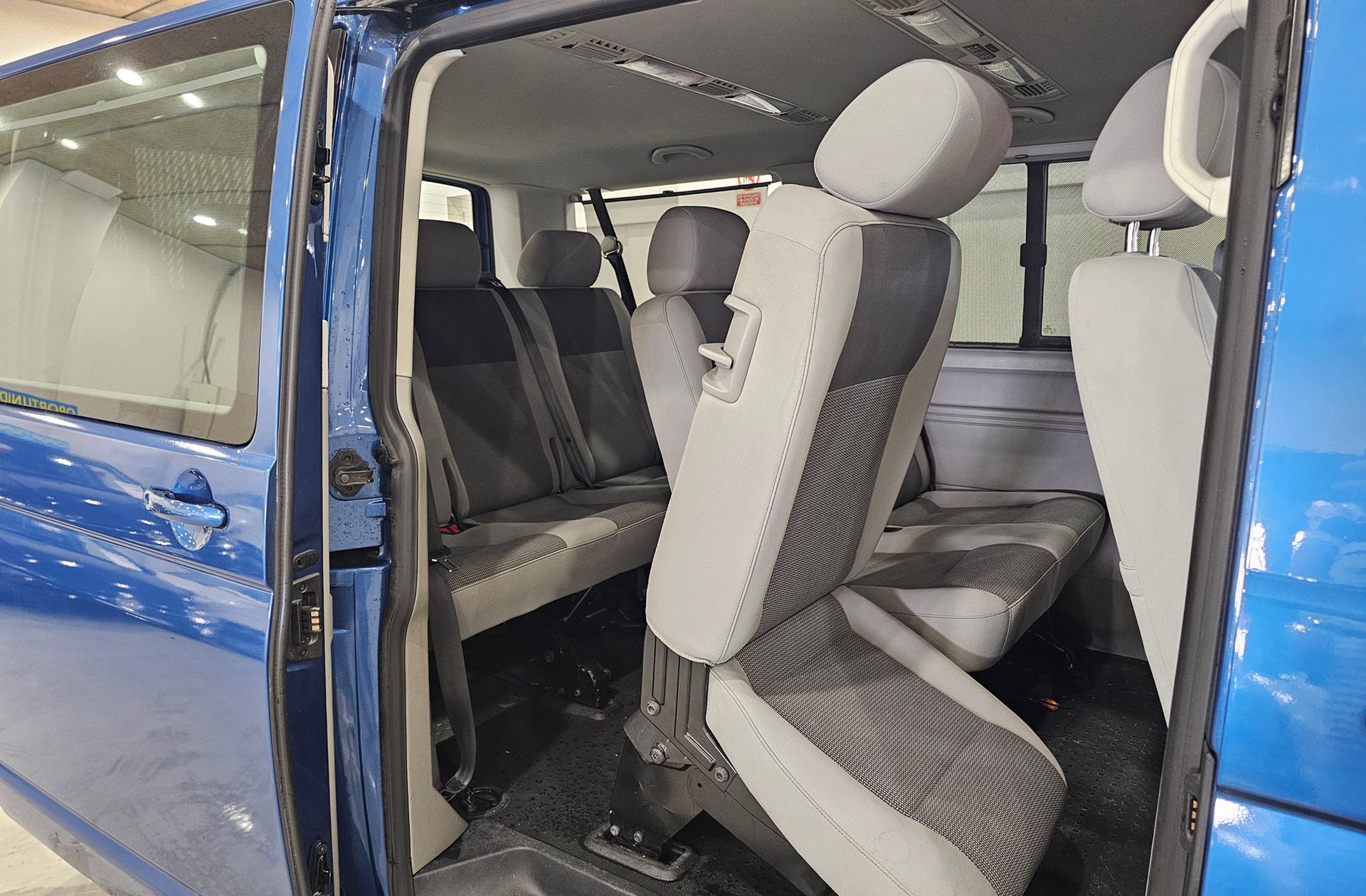 Volkswagen Caravelle Comfortline Edition 2.0 TDI BMT Corto DSG - foto 6
