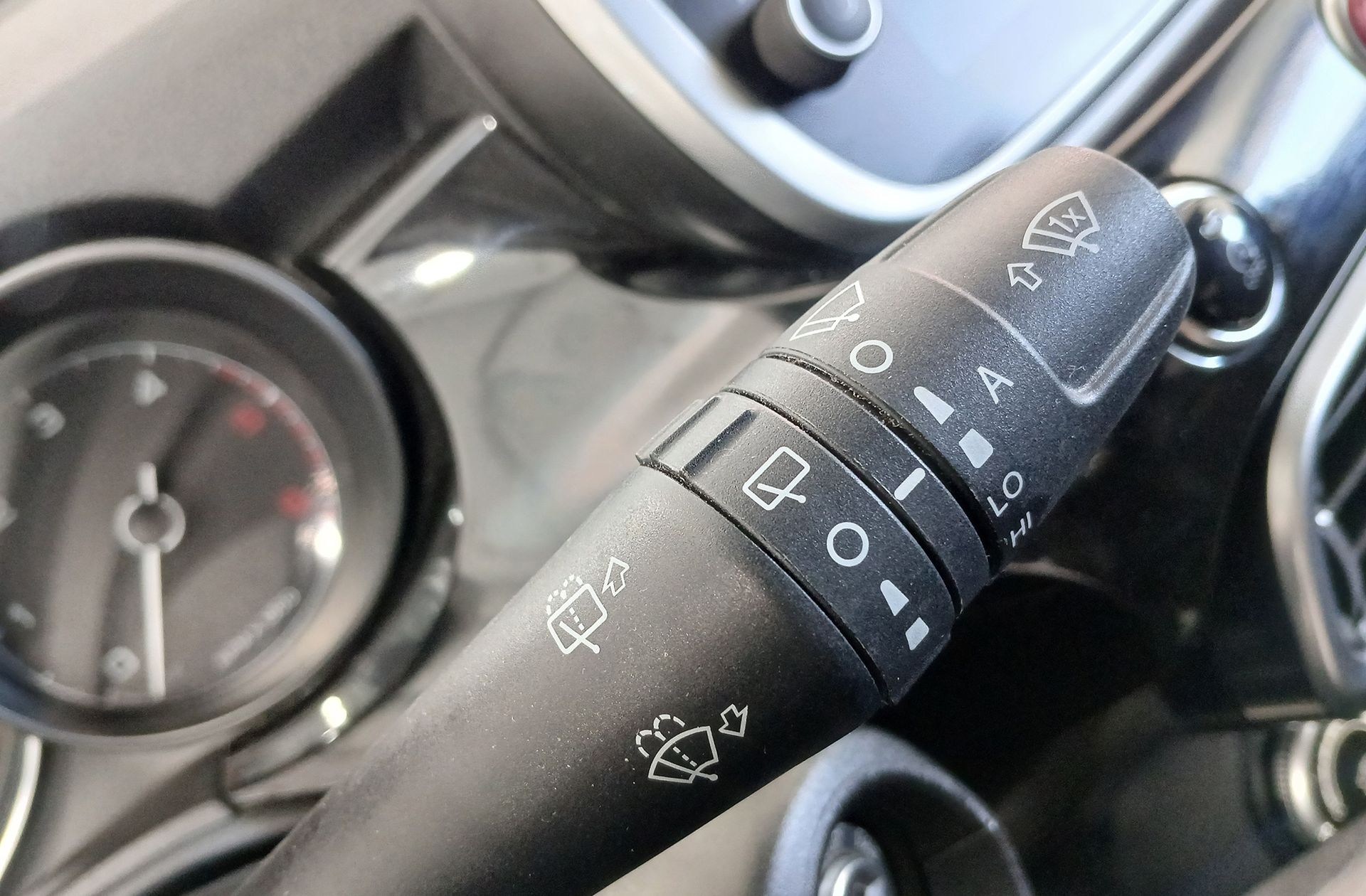 Fiat 500X 1.6 MultiJet Lounge 4x2 - foto 25