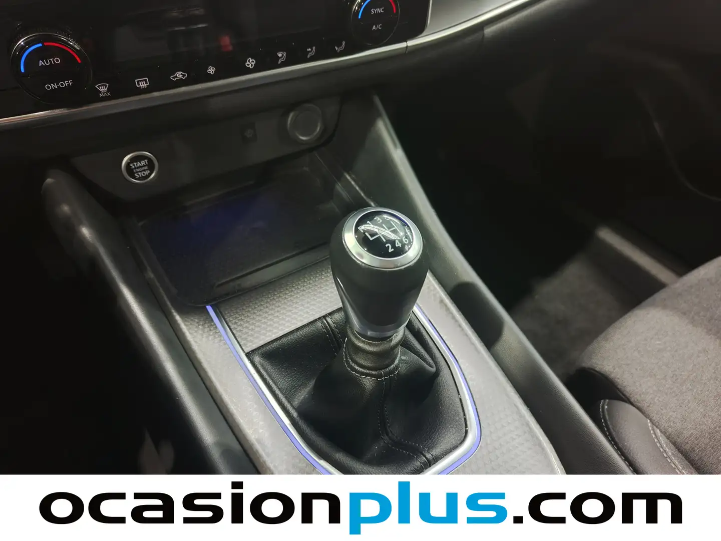 Foto Nissan QASHQAI Nissan Qashqai DIG-T 140 N-Connecta (140 CV)