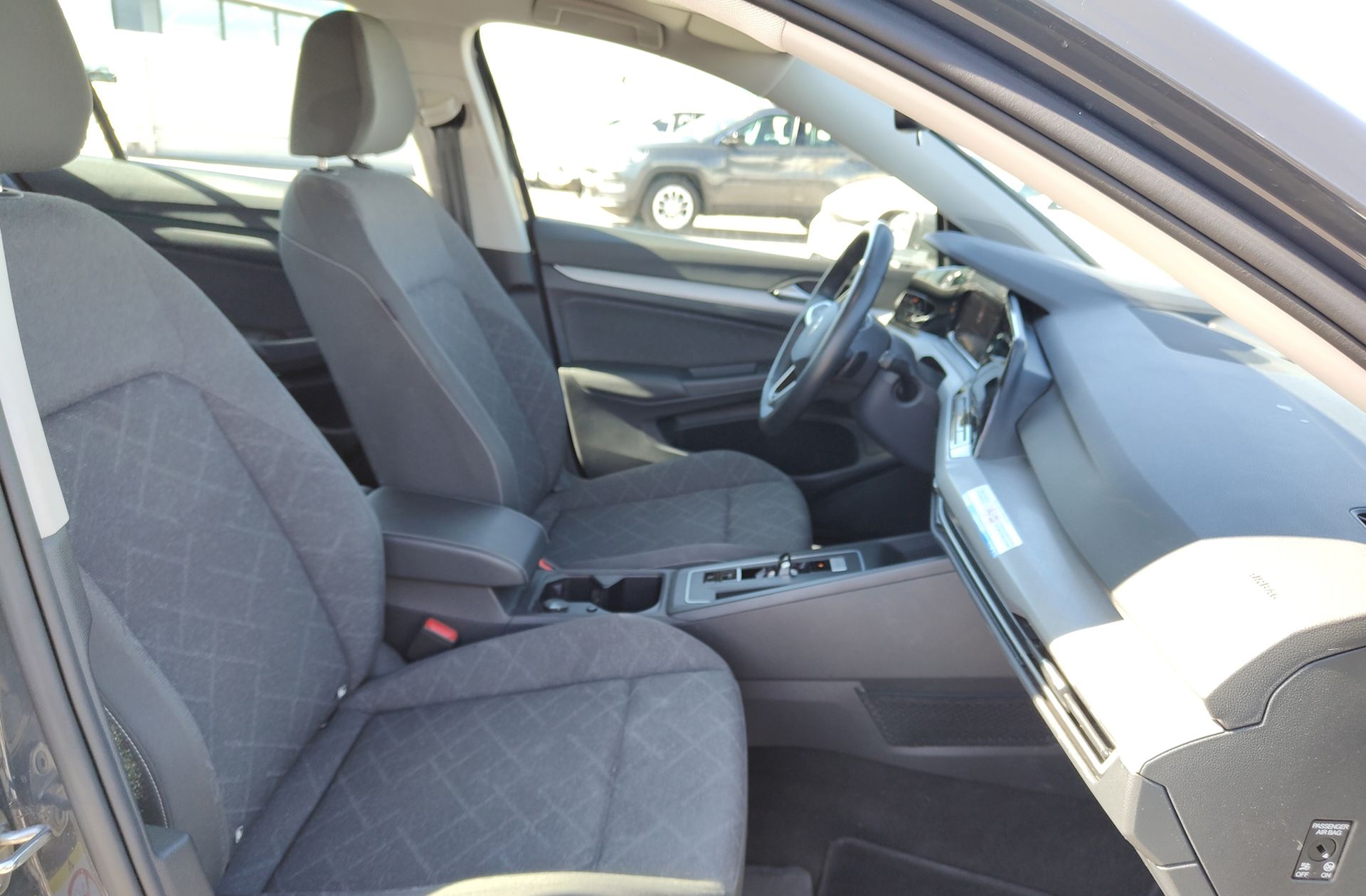 Volkswagen Golf Life 1.0 eTSI DSG - foto 13