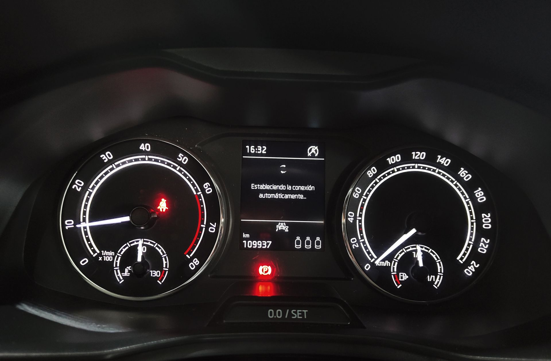 Škoda Kamiq 1.0 TSI Active - foto 22