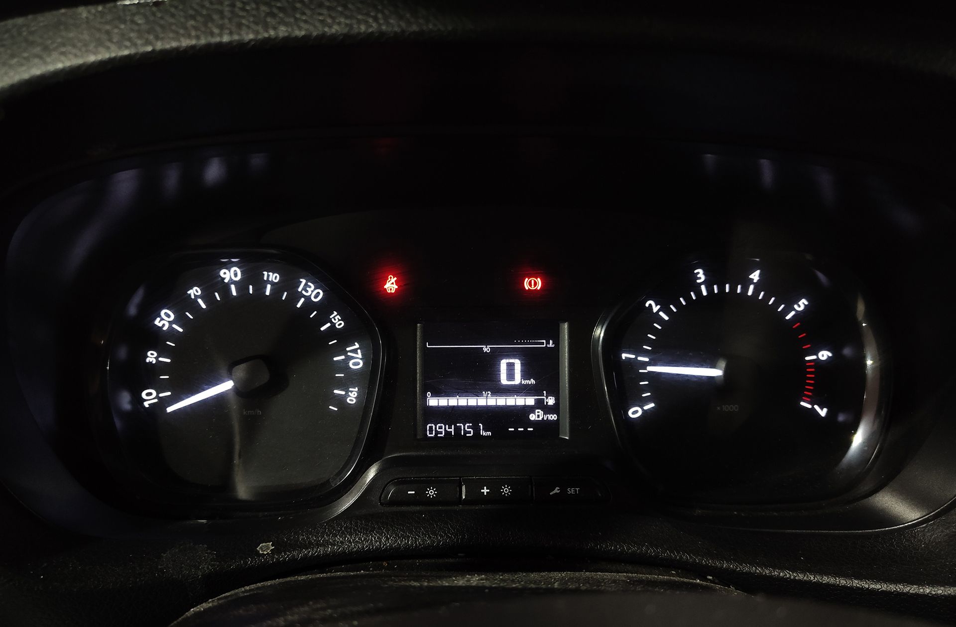 Citroën Jumpy Furgon BlueHDi 100 Talla M - foto 19