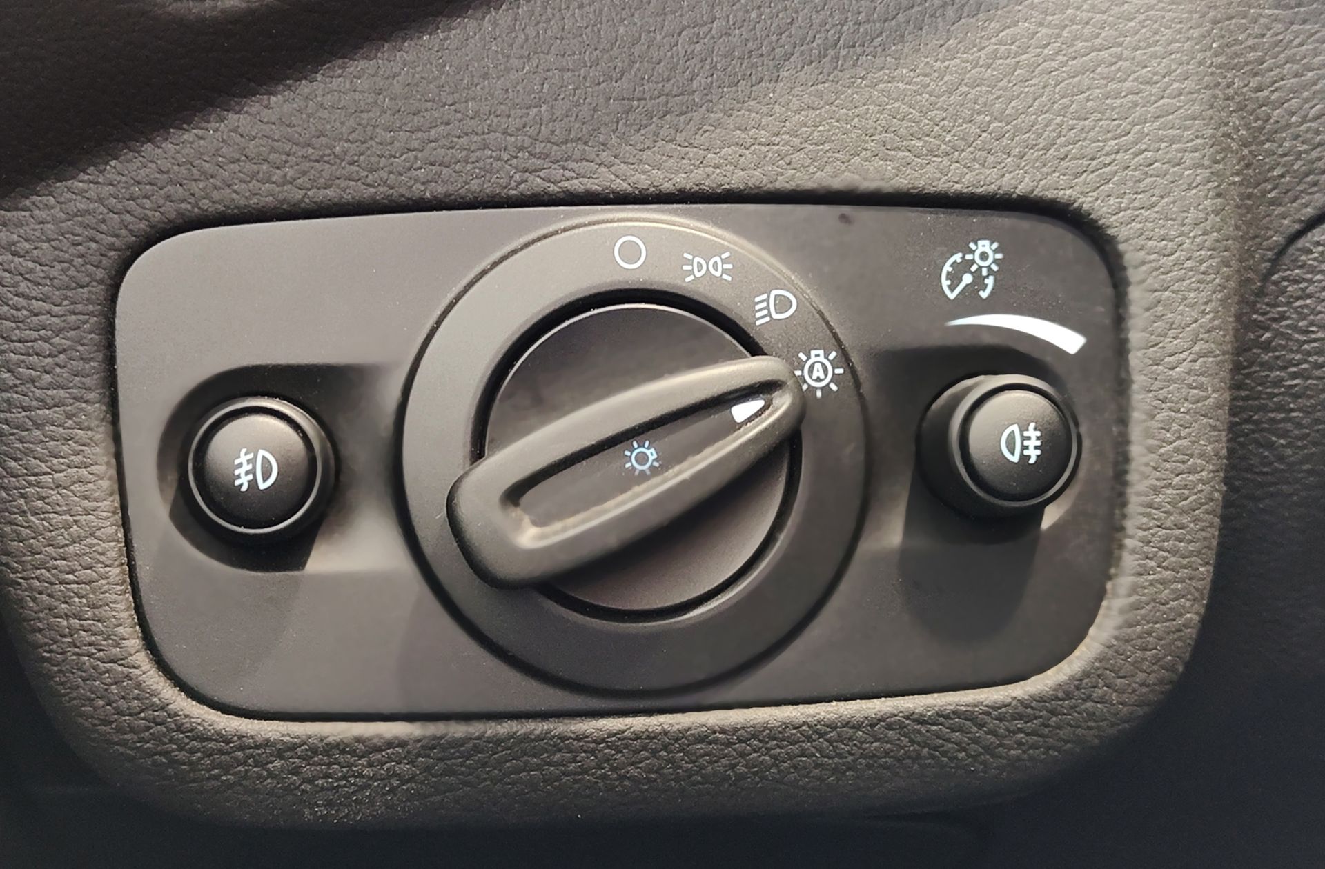 Ford Kuga 2.0 TDCi ST-Line 4x4 Powershift - foto 32