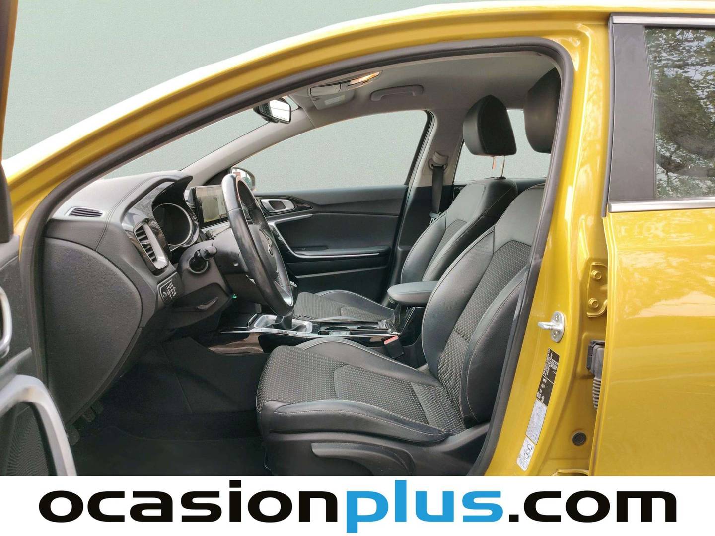 Foto asientos delanteros KIA XCeed KIA XCeed 1.4 T-GDi Tech (140 CV)