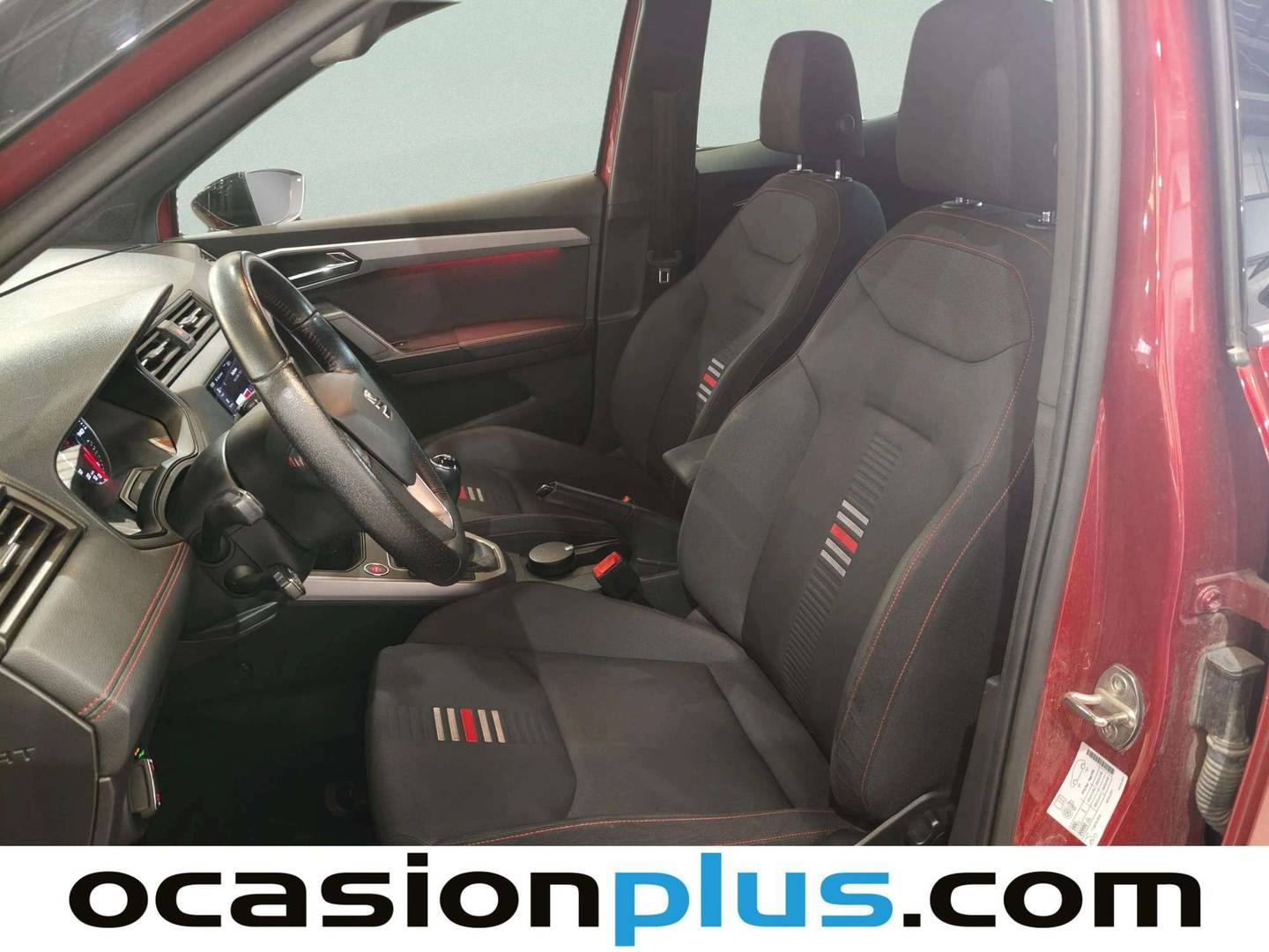 Foto asientos delanteros Seat Arona Seat Arona 1.0 TGI GNC FR (90 CV)