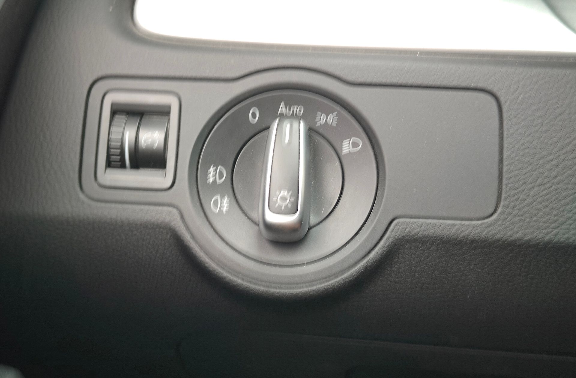 Volkswagen CC Advance 2.0 TDI BMT - foto 28