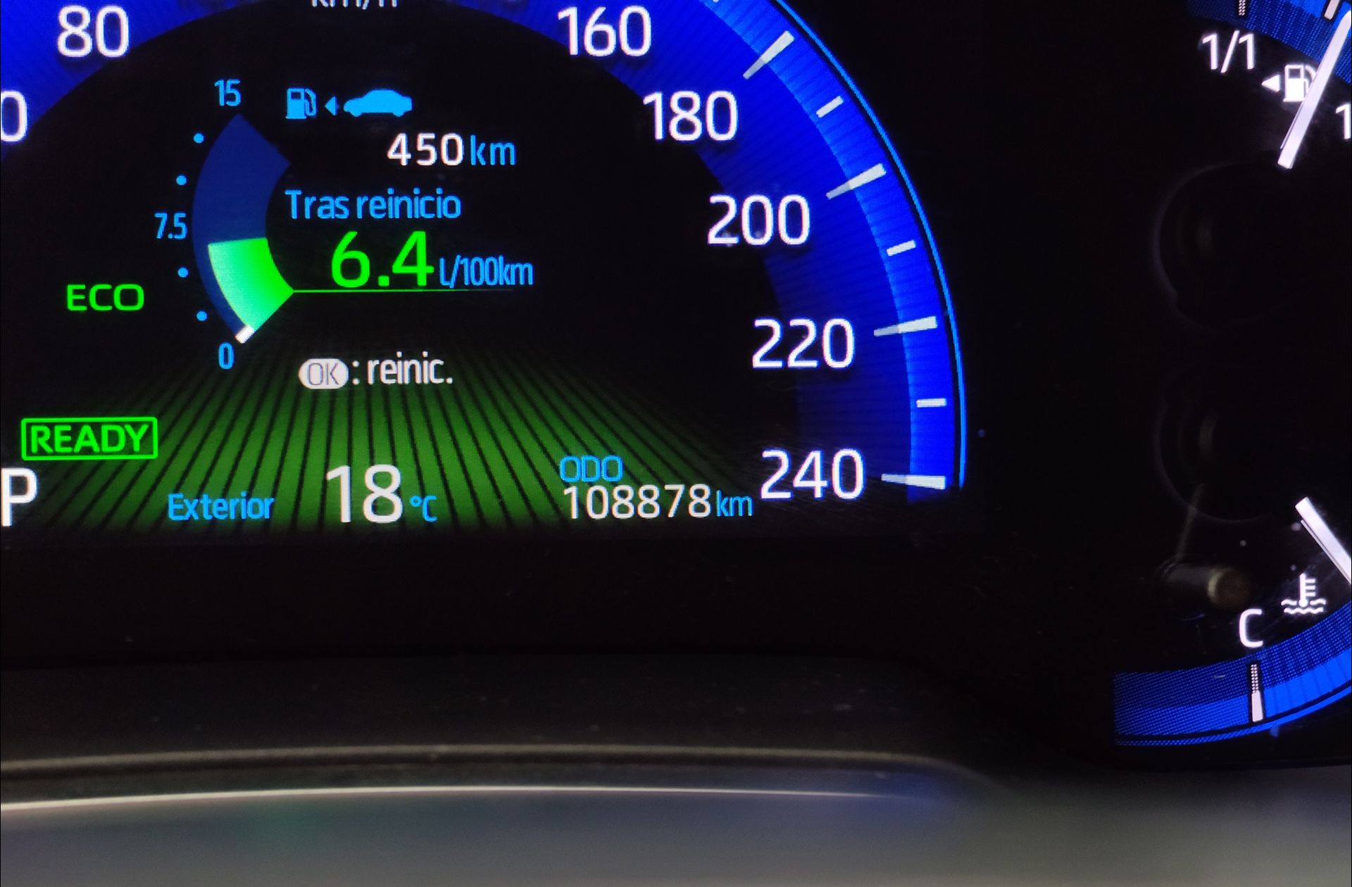 Toyota Corolla 180H Feel! E-CVT - foto 10