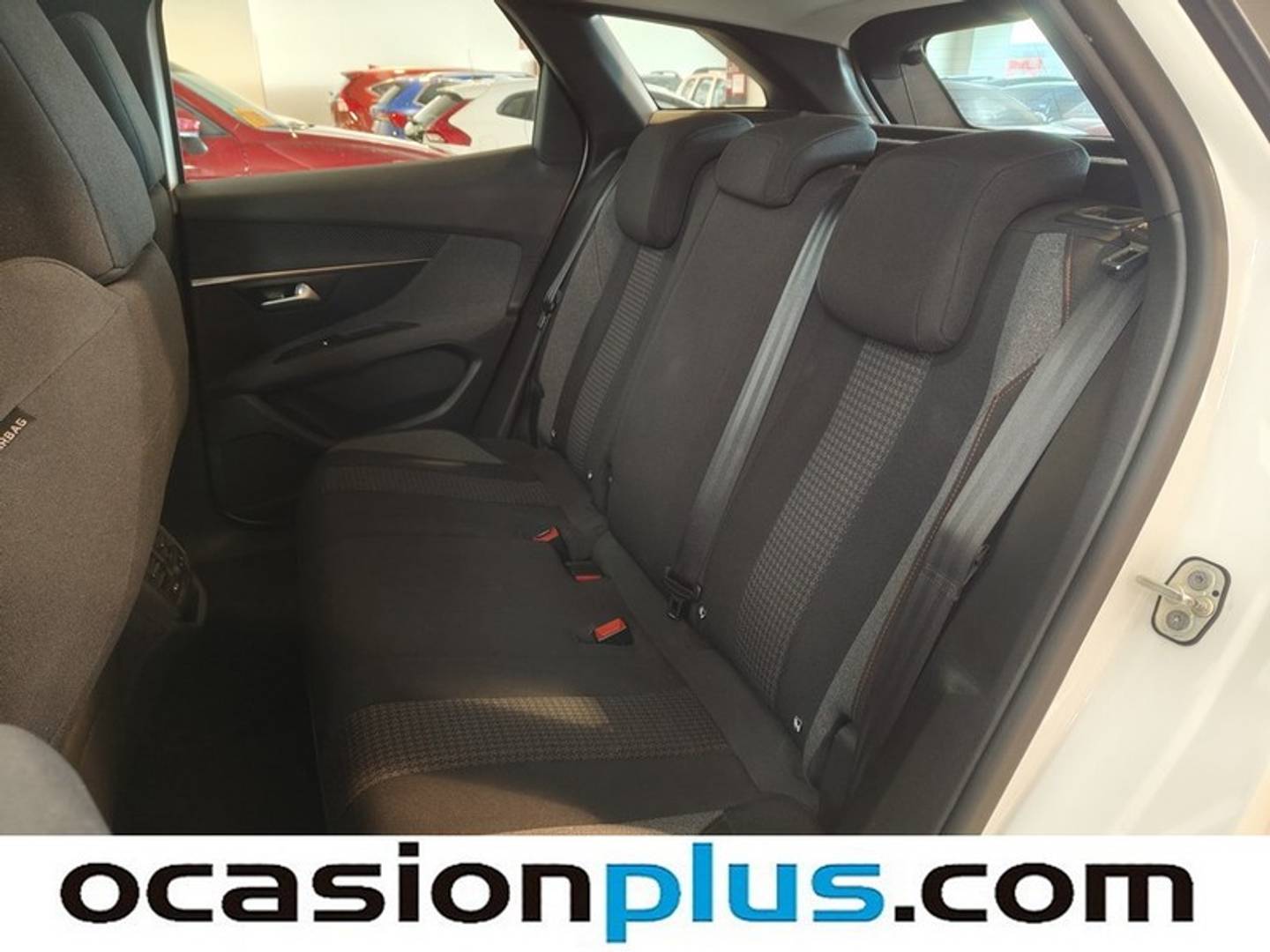 Foto Peugeot 3008 Peugeot 3008 PureTech 130 S&S Active (130 CV)