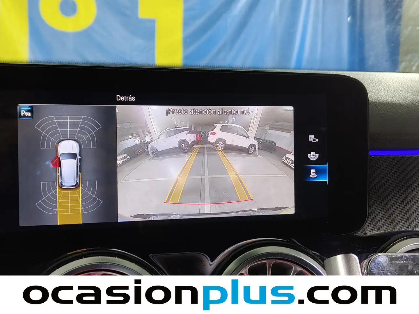 Foto Mercedes GLB Mercedes-Benz GLB 200 d (150 CV) Pack AMG