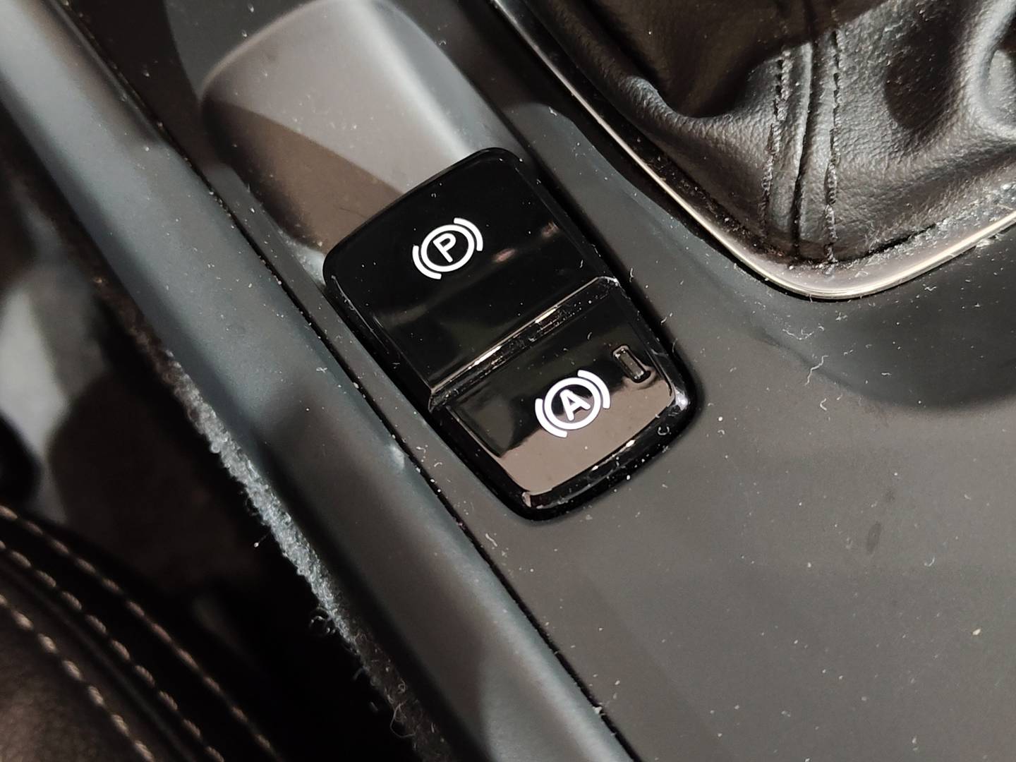 Foto Volvo XC40 Volvo XC40 D3 Business Plus (150 CV)