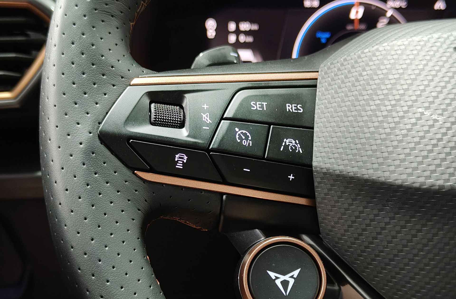 Cupra Formentor 1.4 e-Hybrid VZ DSG - foto 35