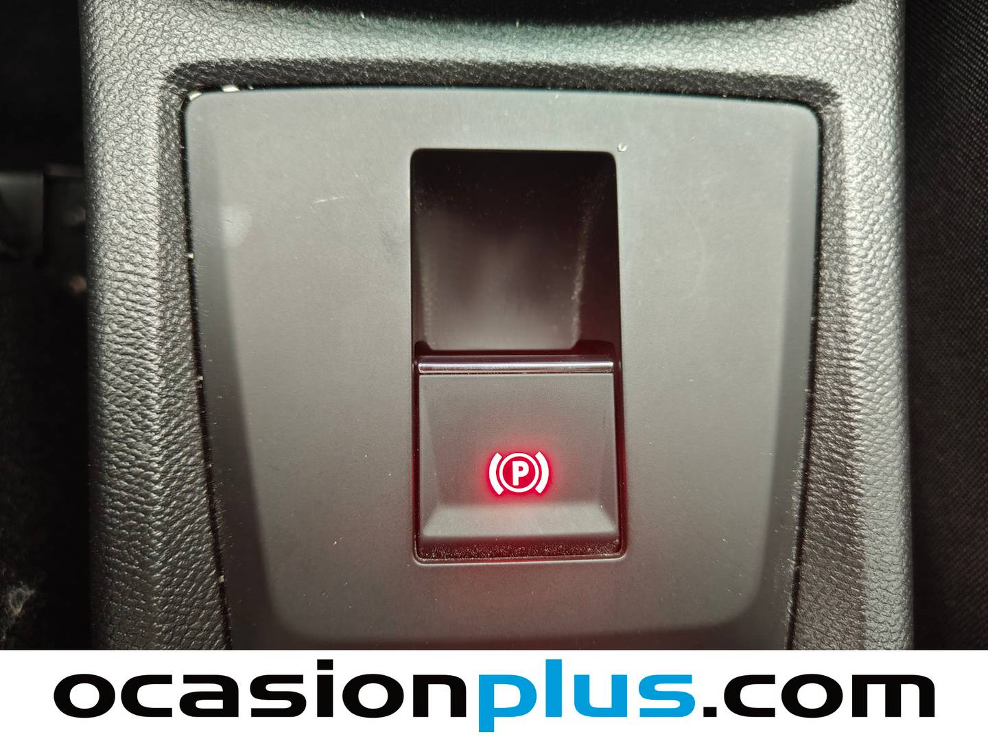 Paquetes del Citroën C3 Aircross Citroën C3 Aircross Hybrid 145 Plus e-DCS6 (145 CV)