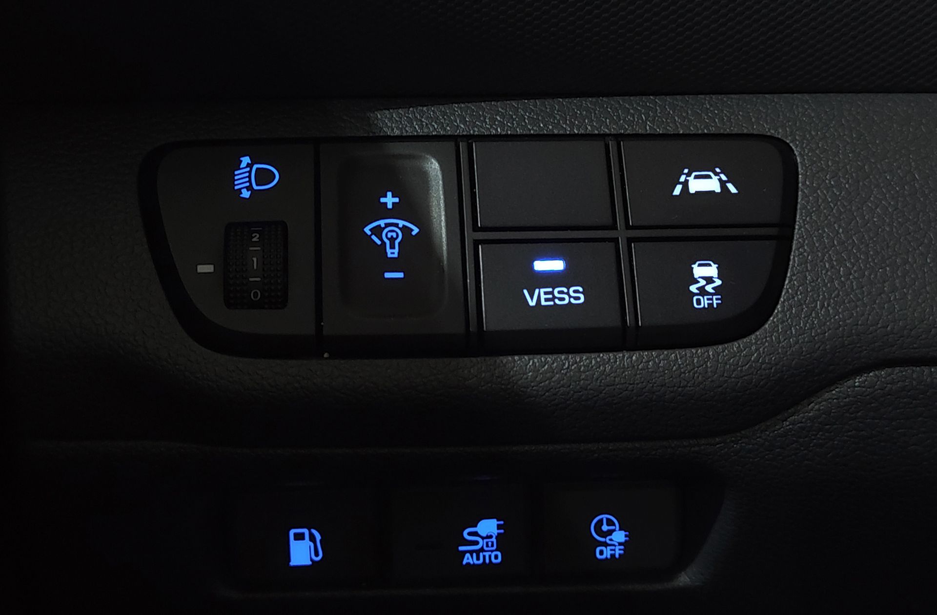 Hyundai Ioniq 1.6 GDI PHEV Klass DT - foto 13