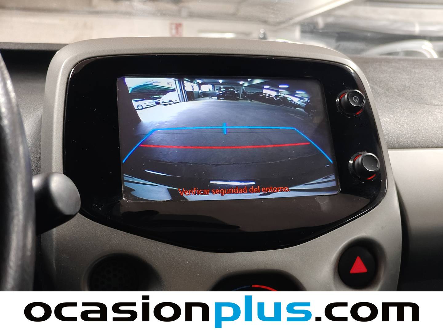 Extras y acabados del Toyota Aygo Toyota Aygo 1.0 70 x-play (69 CV)