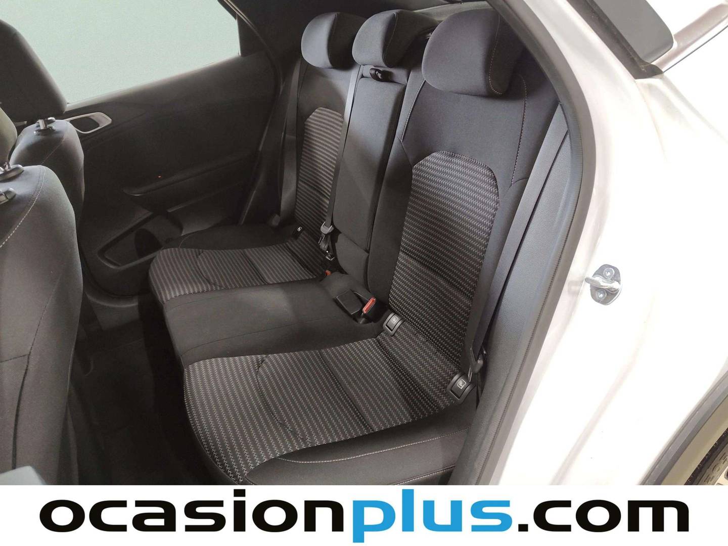 Foto asientos traseros KIA XCeed KIA XCeed 1.0 T-GDi Drive (100 CV)