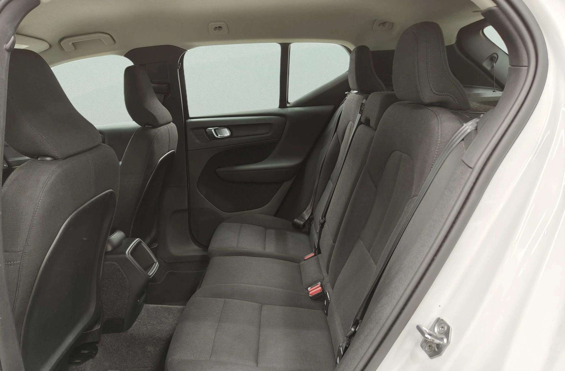 Volvo XC40 T2 Momentum Core - foto 12