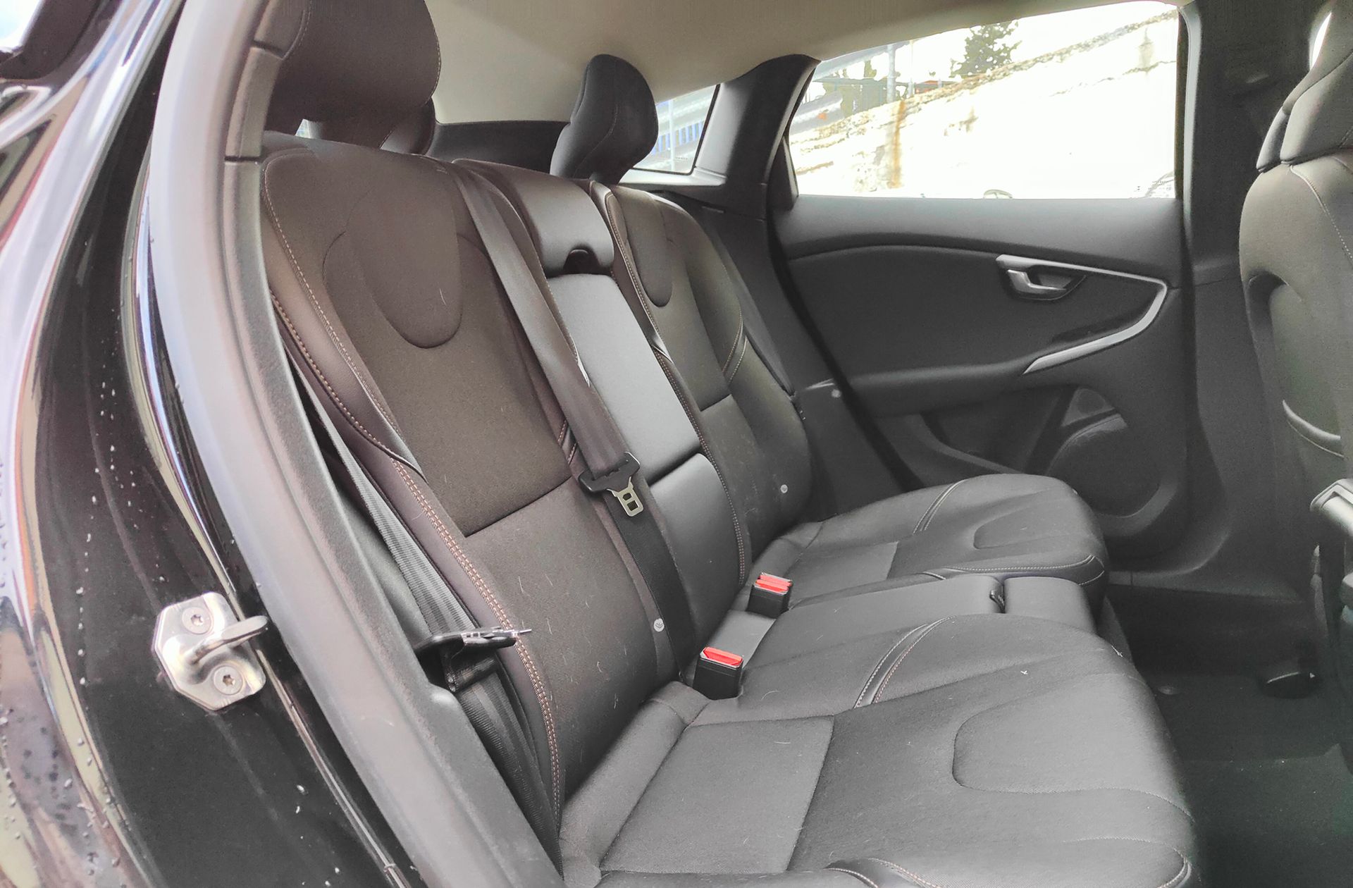 Volvo V40 D3 Momentum - foto 15