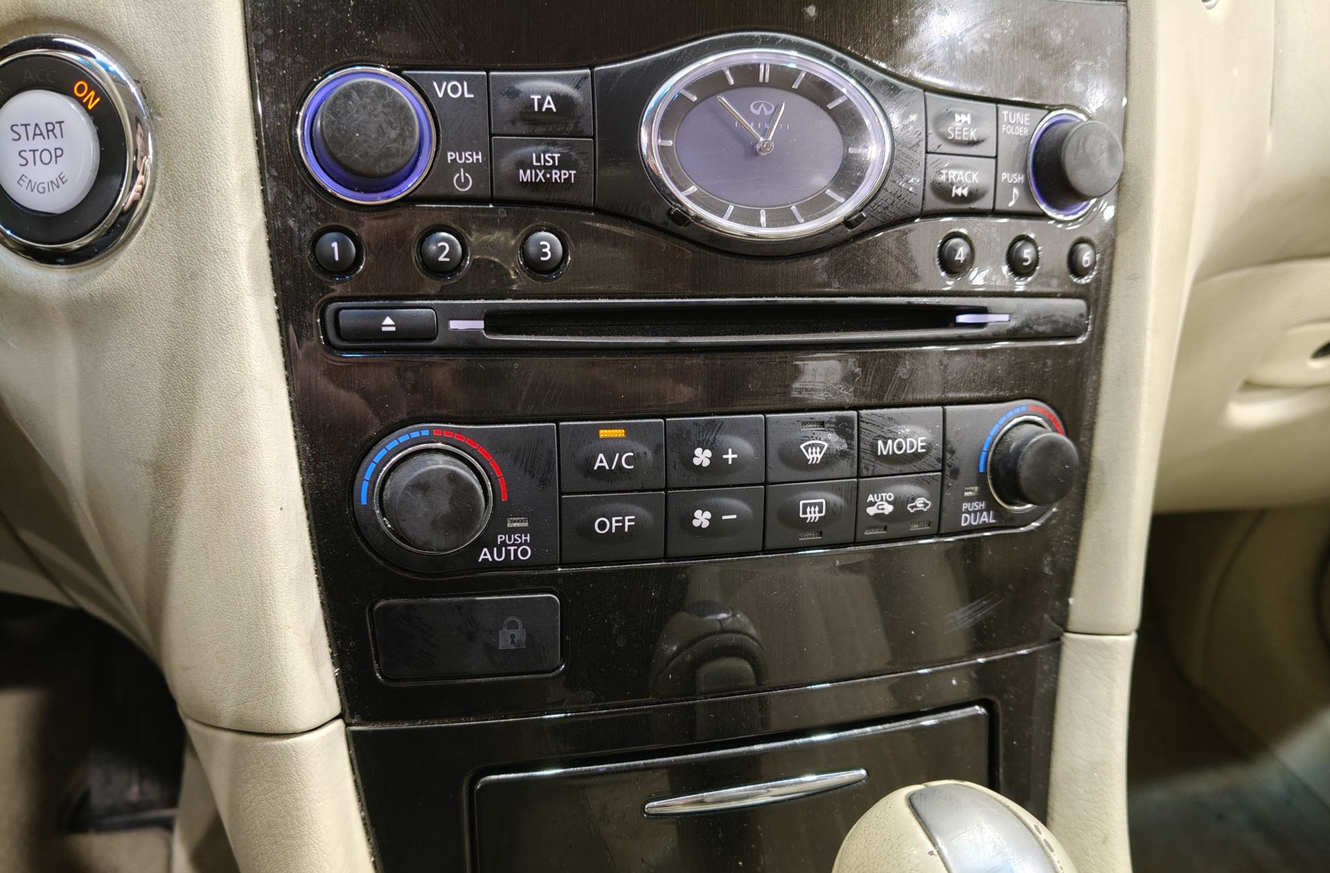 Infiniti EX 3.0 D V6 AWD - foto 25