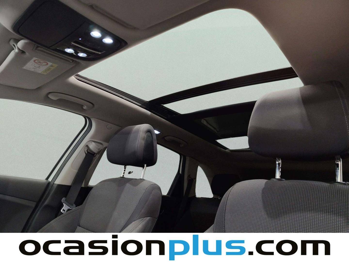 Equipamiento del KIA Sorento KIA Sorento 2.2 CRDi Drive 4x4 (200 CV) 7 Plazas
