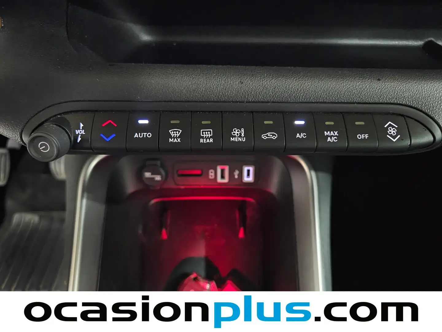 Foto Jeep Avenger Jeep Avenger 1.2 G Summit (100 CV)