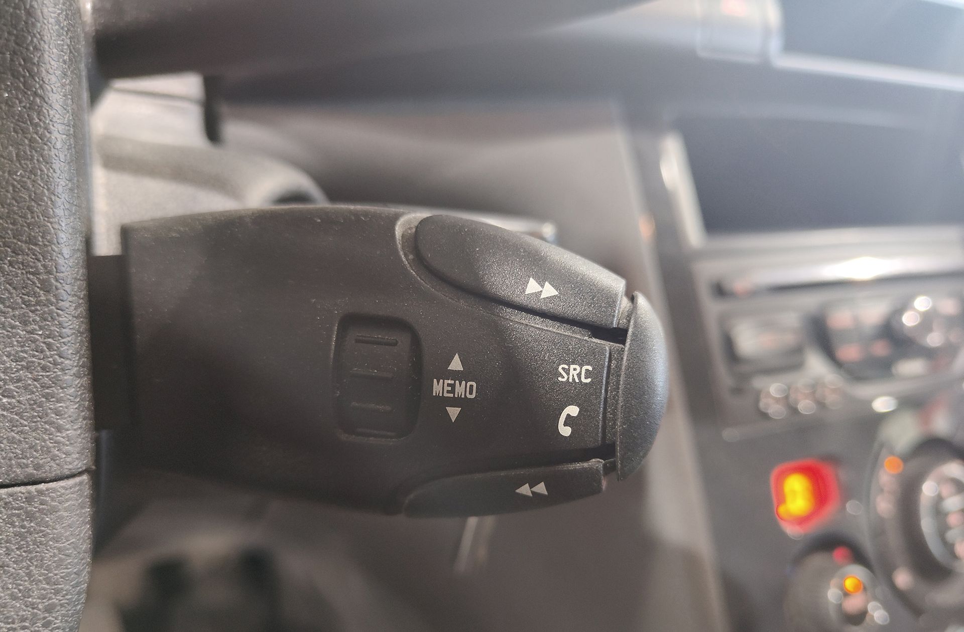 Peugeot 3008 1.2 PureTech Style - foto 24