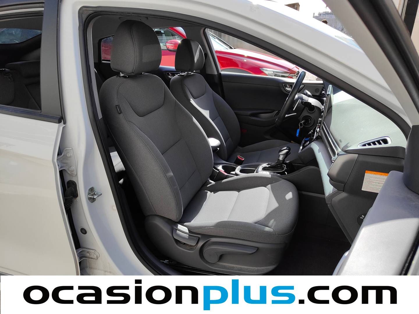 Foto Hyundai IONIQ Hyundai Ioniq 1.6 GDI PHEV Klass DCT (141 CV)