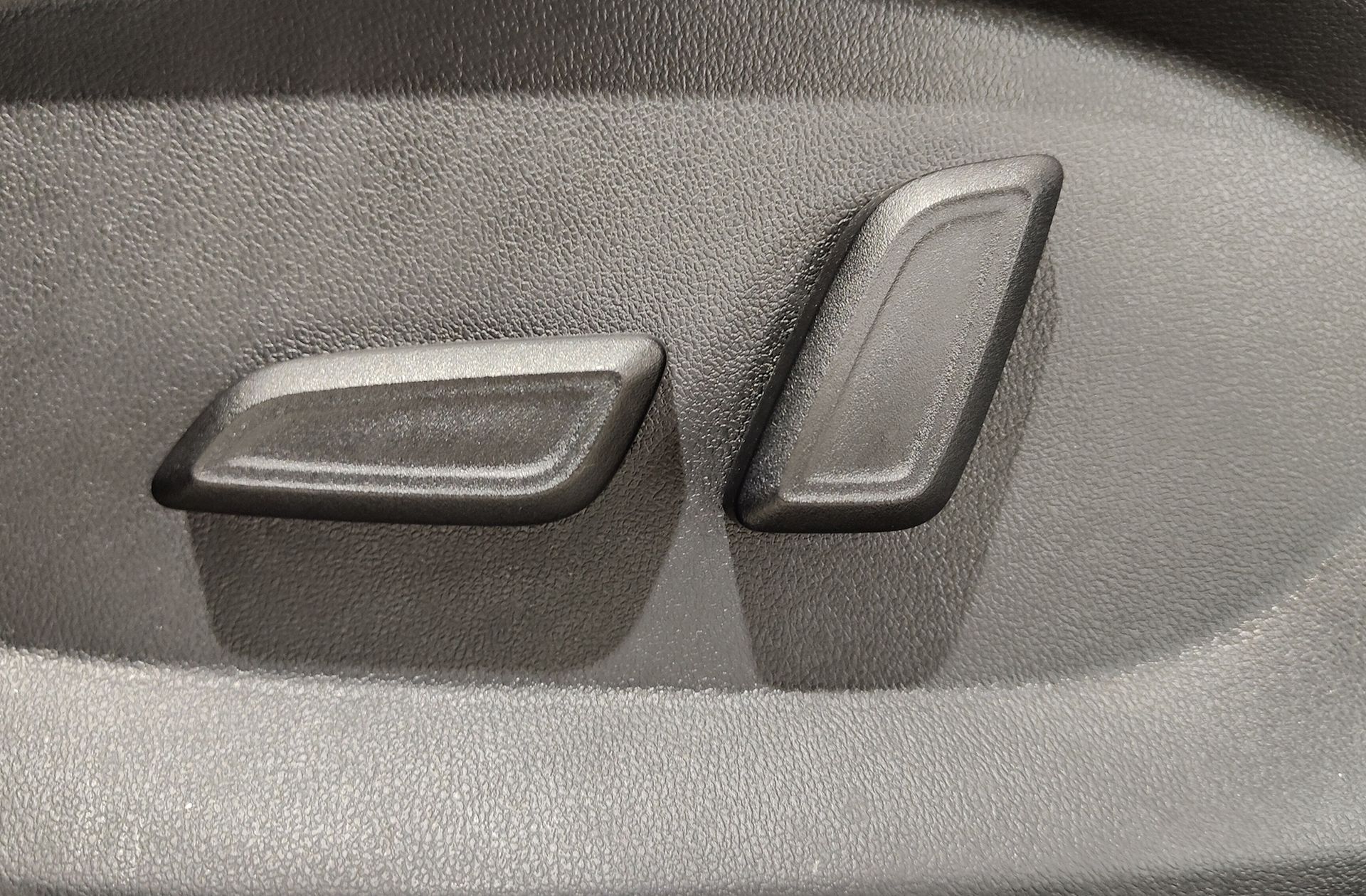 MG HS 1.5T Comfort DCT - foto 12