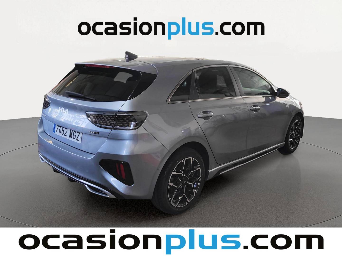 Foto trasera KIA Ceed KIA Ceed 1.6 MHEV GT Line DCT (136 CV) derecha