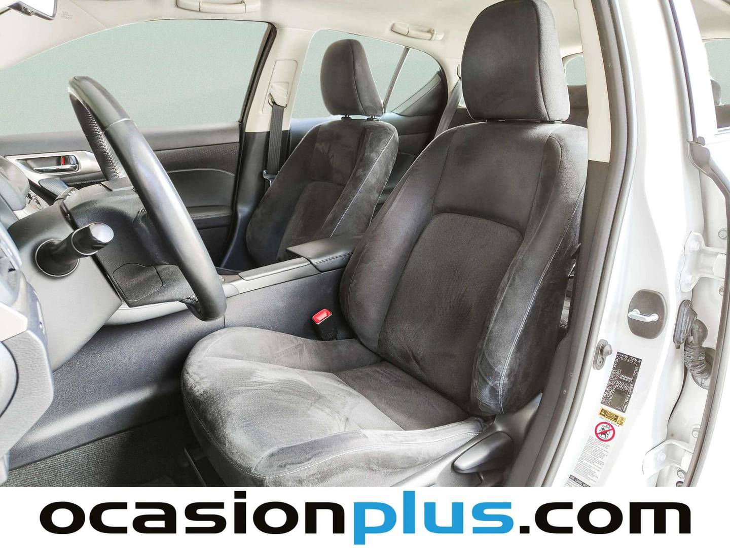 Foto asientos delanteros Lexus CT Lexus CT 200h Executive (136 CV)