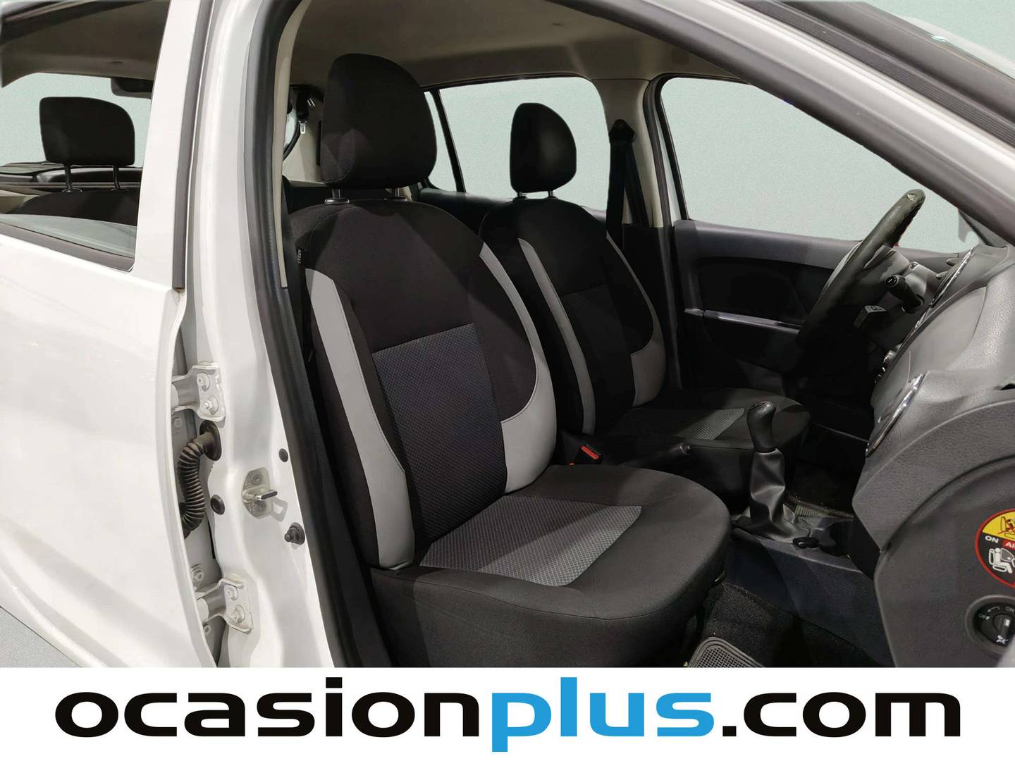 Foto Dacia Sandero Dacia Sandero 1.2 Ambiance (75 CV)