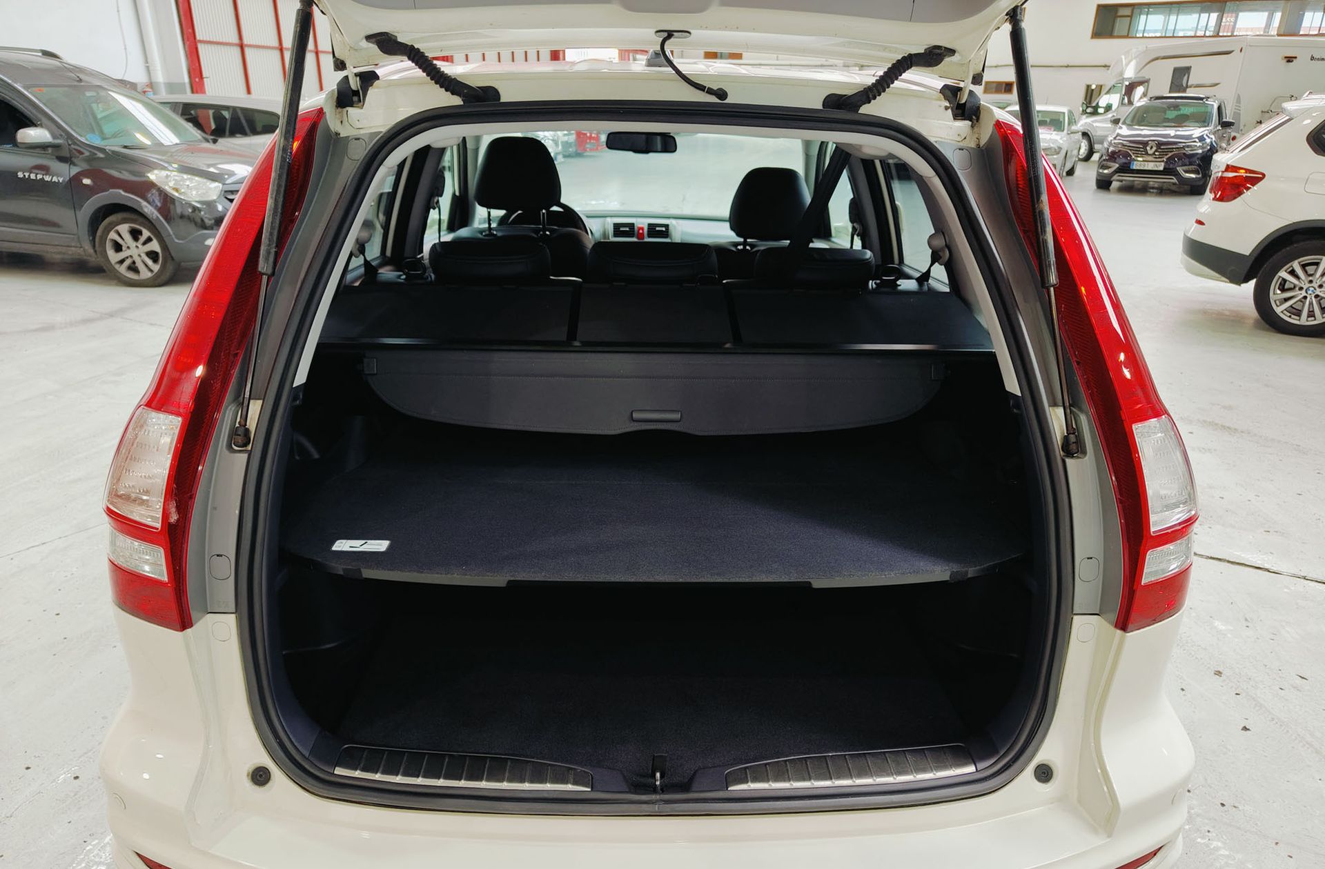 Honda CR-V 2.2 I-DTEC Luxury - foto 19