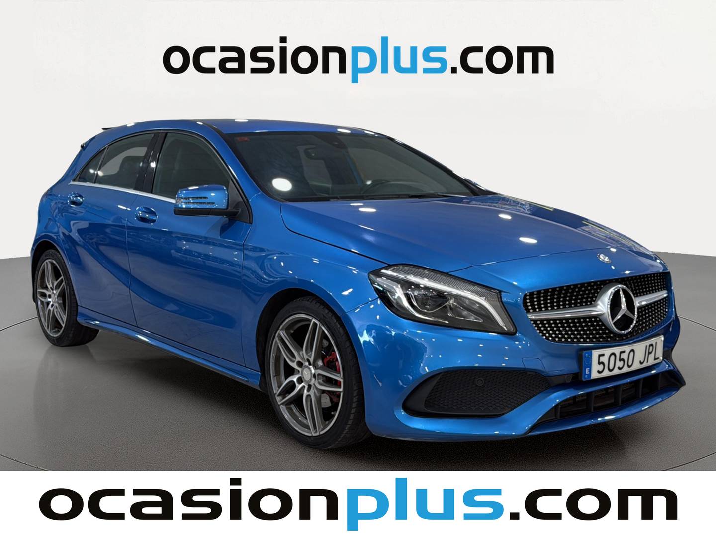 Foto delantera Mercedes Clase A Mercedes Clase A 180 d AMG Line (109 CV) derecha