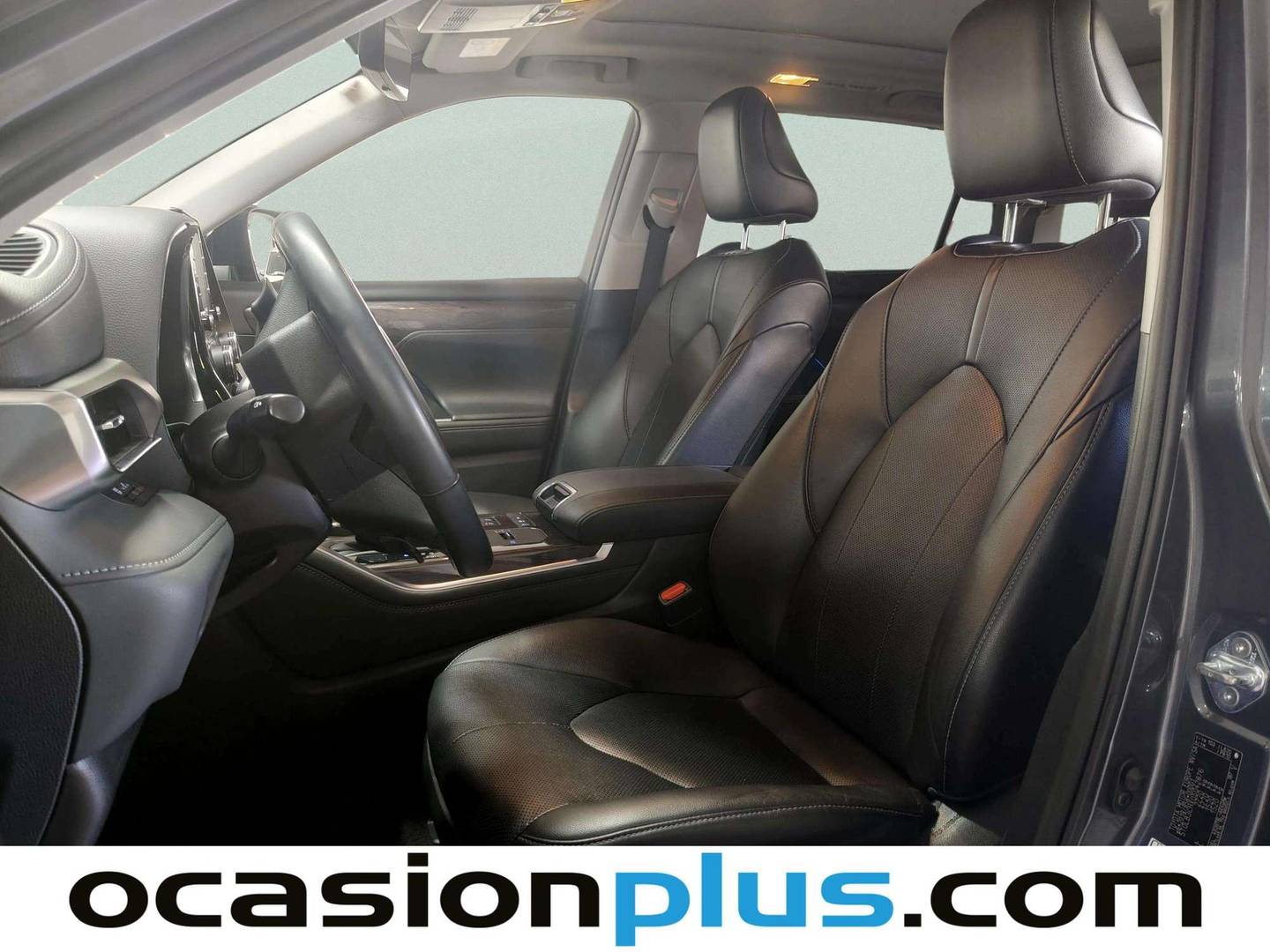 Foto asientos delanteros Toyota Highlander Toyota Highlander 2.5 Advance (246 CV) 7 Plazas