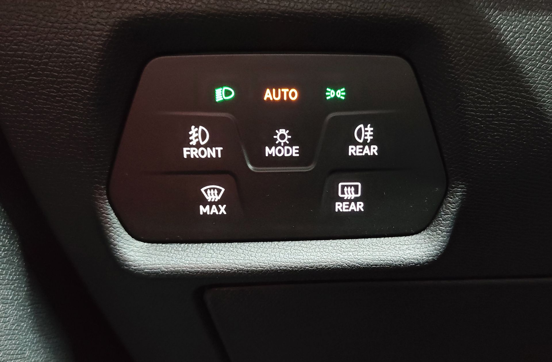 SEAT León ST 1.5 eTSI FR Go L DSG - foto 15