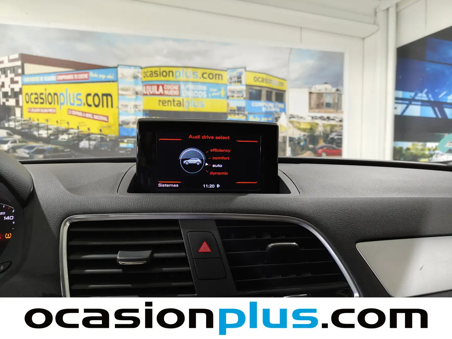 Foto Audi Q3 Audi Q3 sport edition 2.0 TDI (150 CV) S tronic