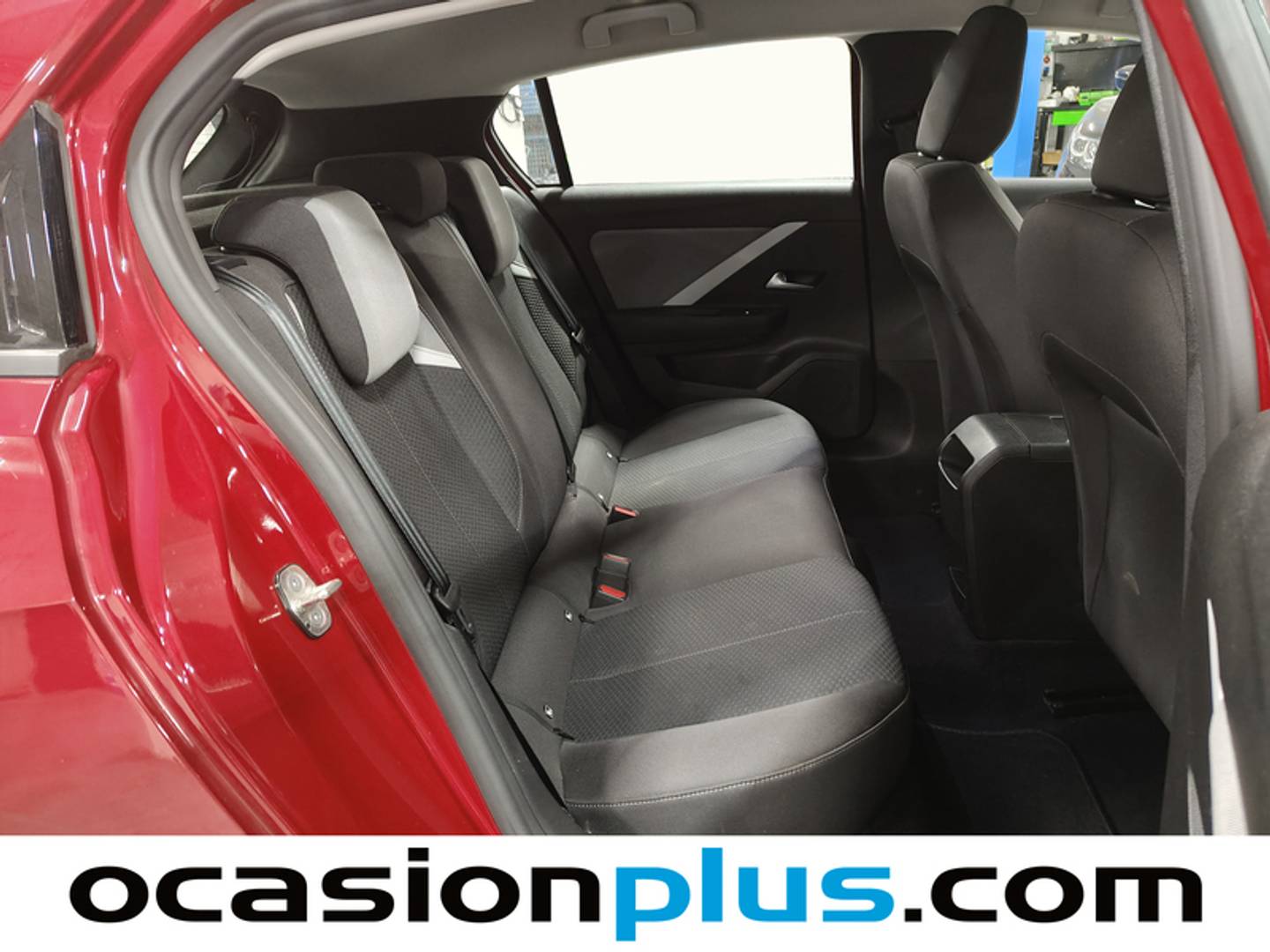 Foto Opel Astra Opel Astra 1.2 Turbo XHT Edition (130 CV)