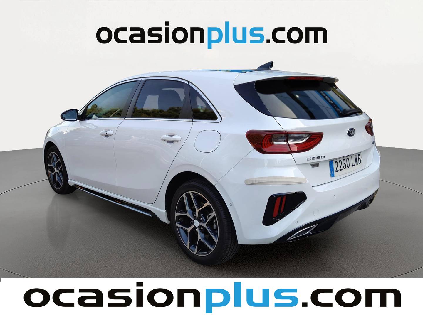 Foto trasera KIA Ceed KIA Ceed 1.6 MHEV GT Line DCT (136 CV) izquierda