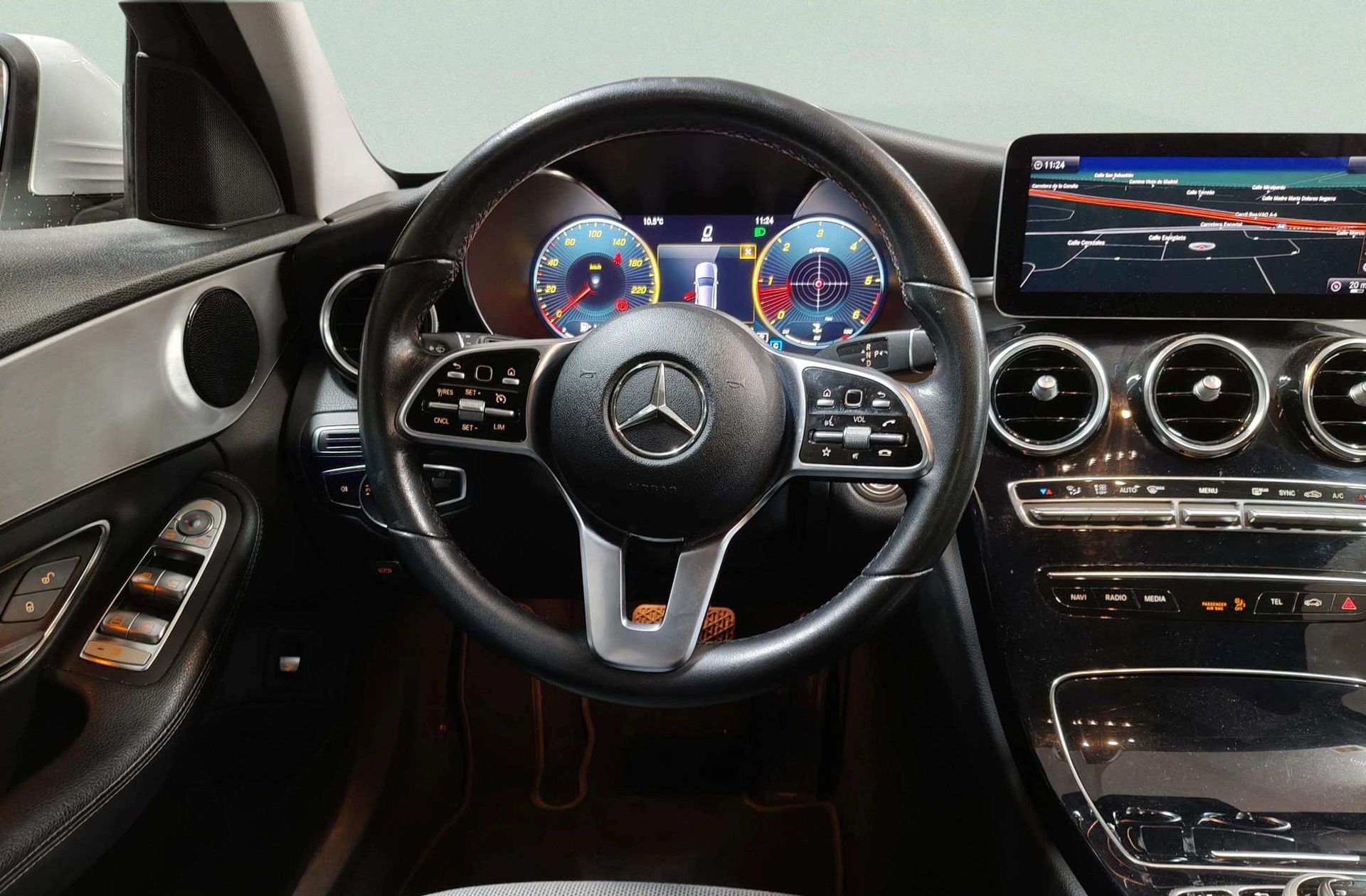 Mercedes-Benz Clase C Estate 220 d Pack AMG - foto 31