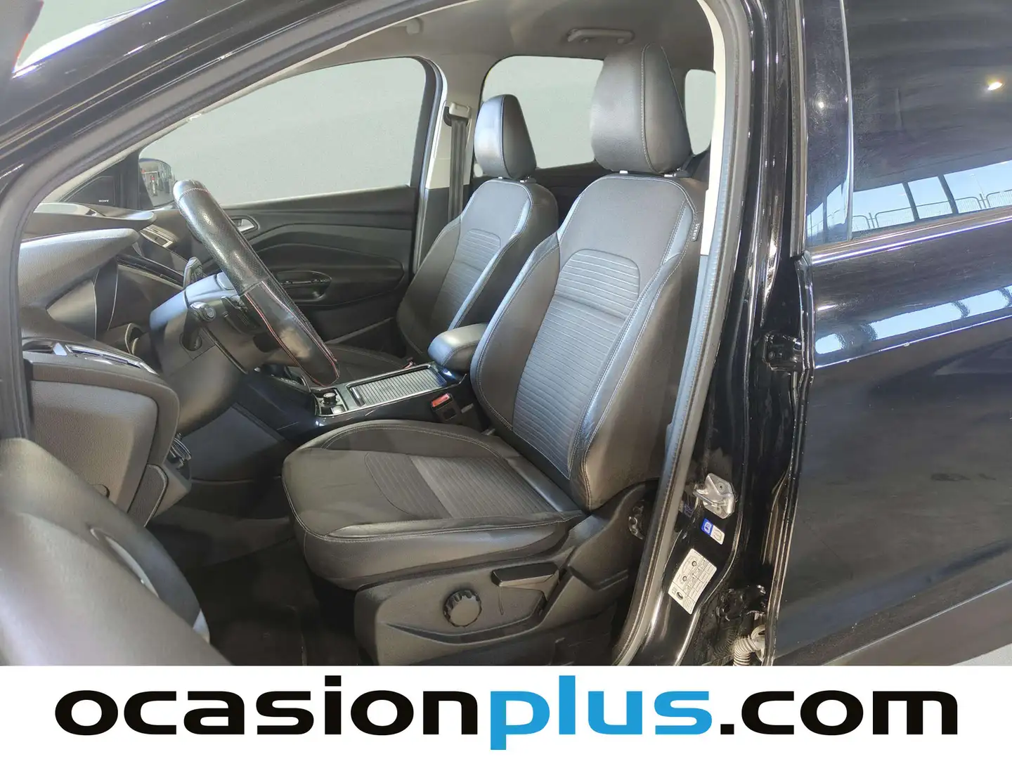 Foto Ford Kuga Ford Kuga 2.0 TDCI S&S Titanium 4x4 Powershift (150 CV)