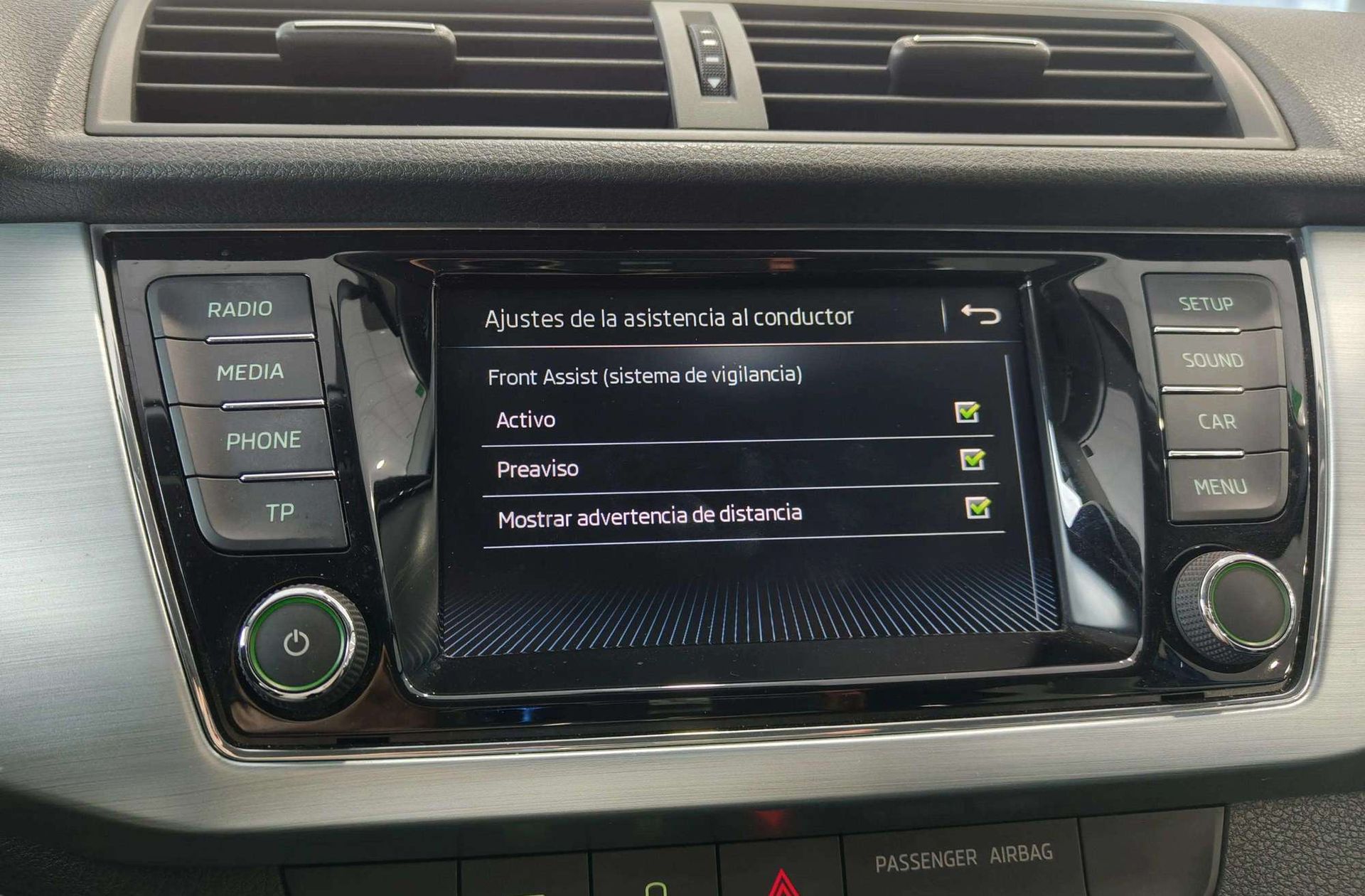 Škoda Fabia 1.0 TSI Like - foto 10