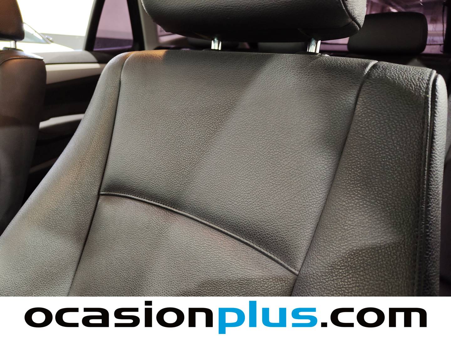 Extras y acabados del BMW X1 BMW X1 sDrive18d (143 CV)