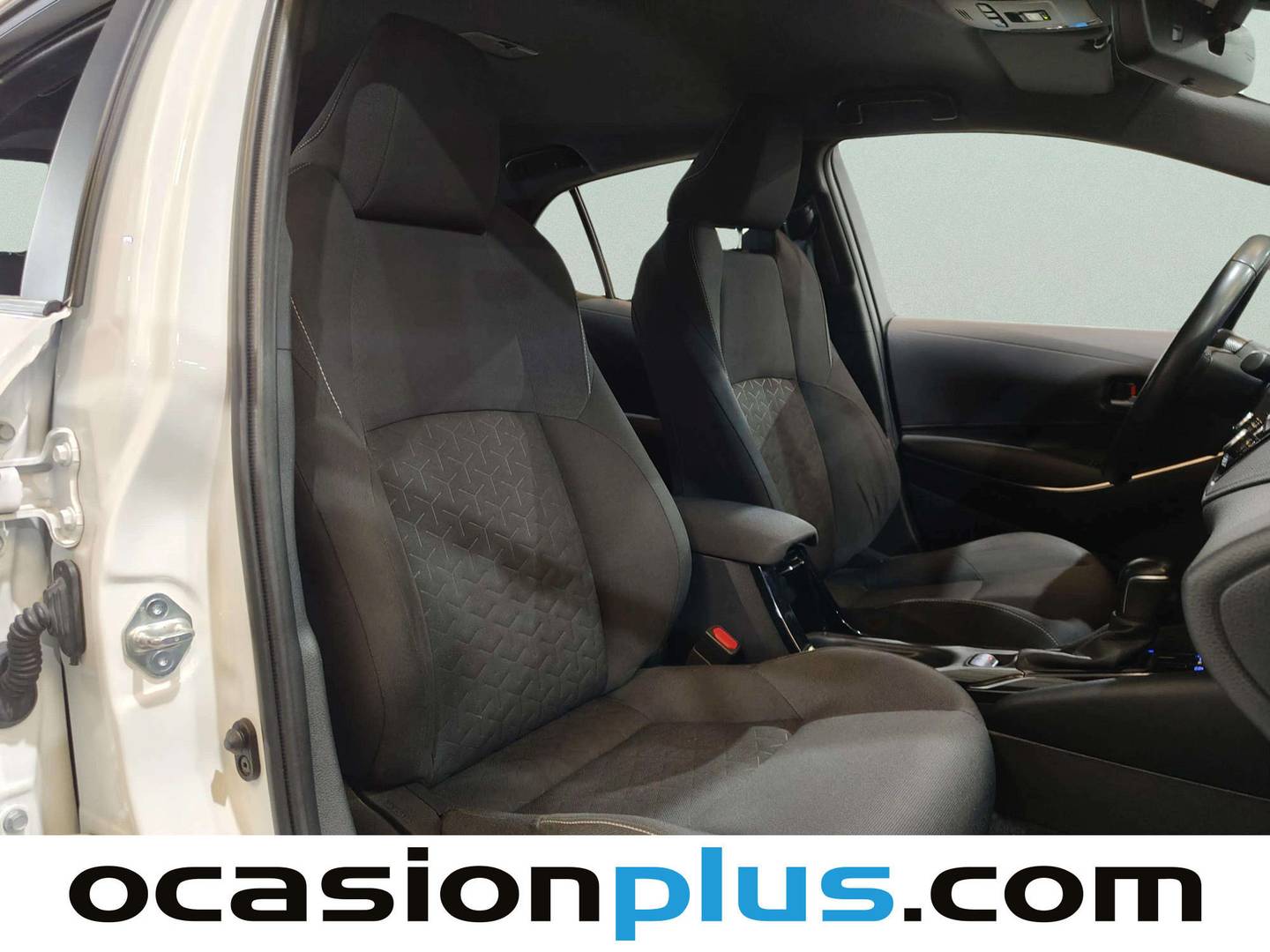 Toyota Corolla Toyota Corolla 1.8 125 Híbrido Active Tech E-CVT (122 CV) de segunda mano