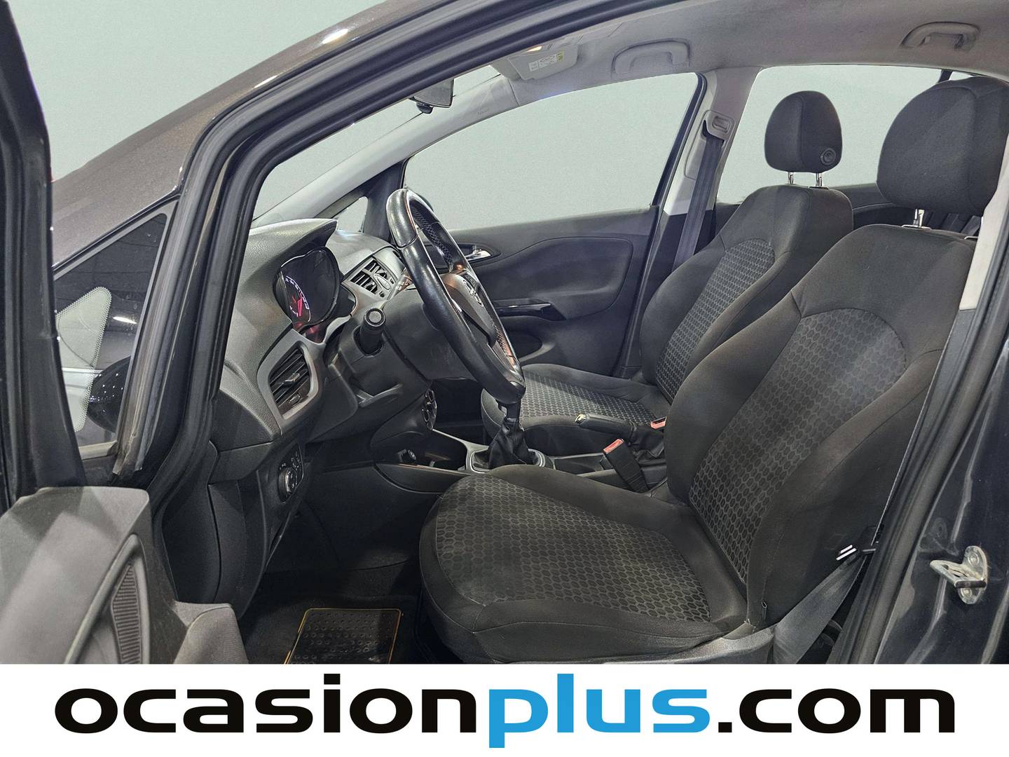Foto asientos delanteros Opel Corsa Opel Corsa 1.4 Selective (90 CV)