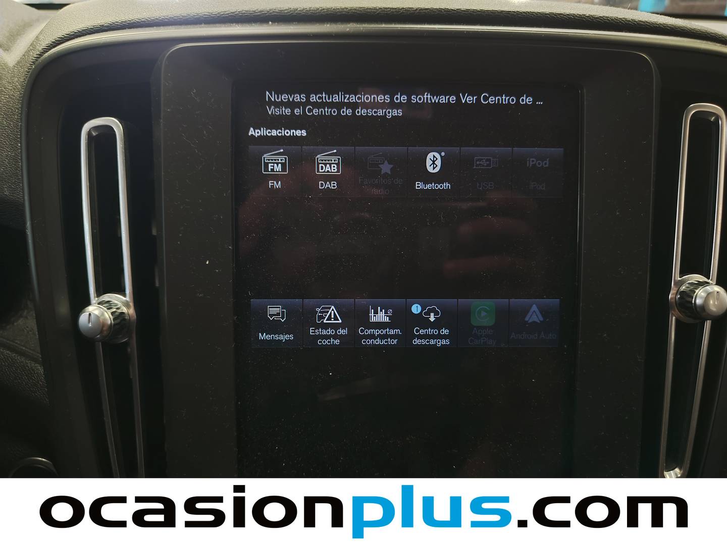 Extras y acabados del Volvo XC40 Volvo XC40 T2 Momentum Core (129 CV)