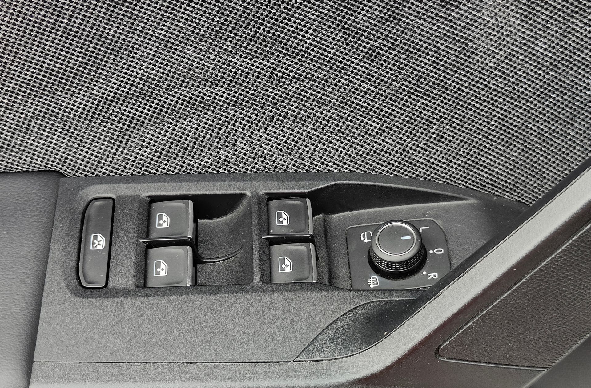 SEAT León 1.5 TSI Xcellence - foto 20