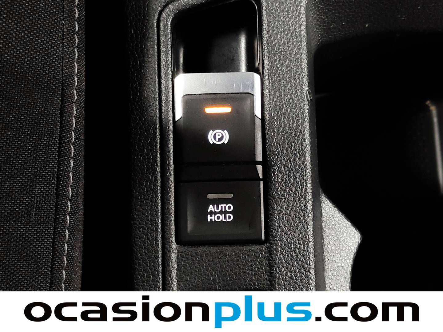 Foto Volkswagen T-Roc Volkswagen T-Roc Advance 1.0 TSI (115 CV)