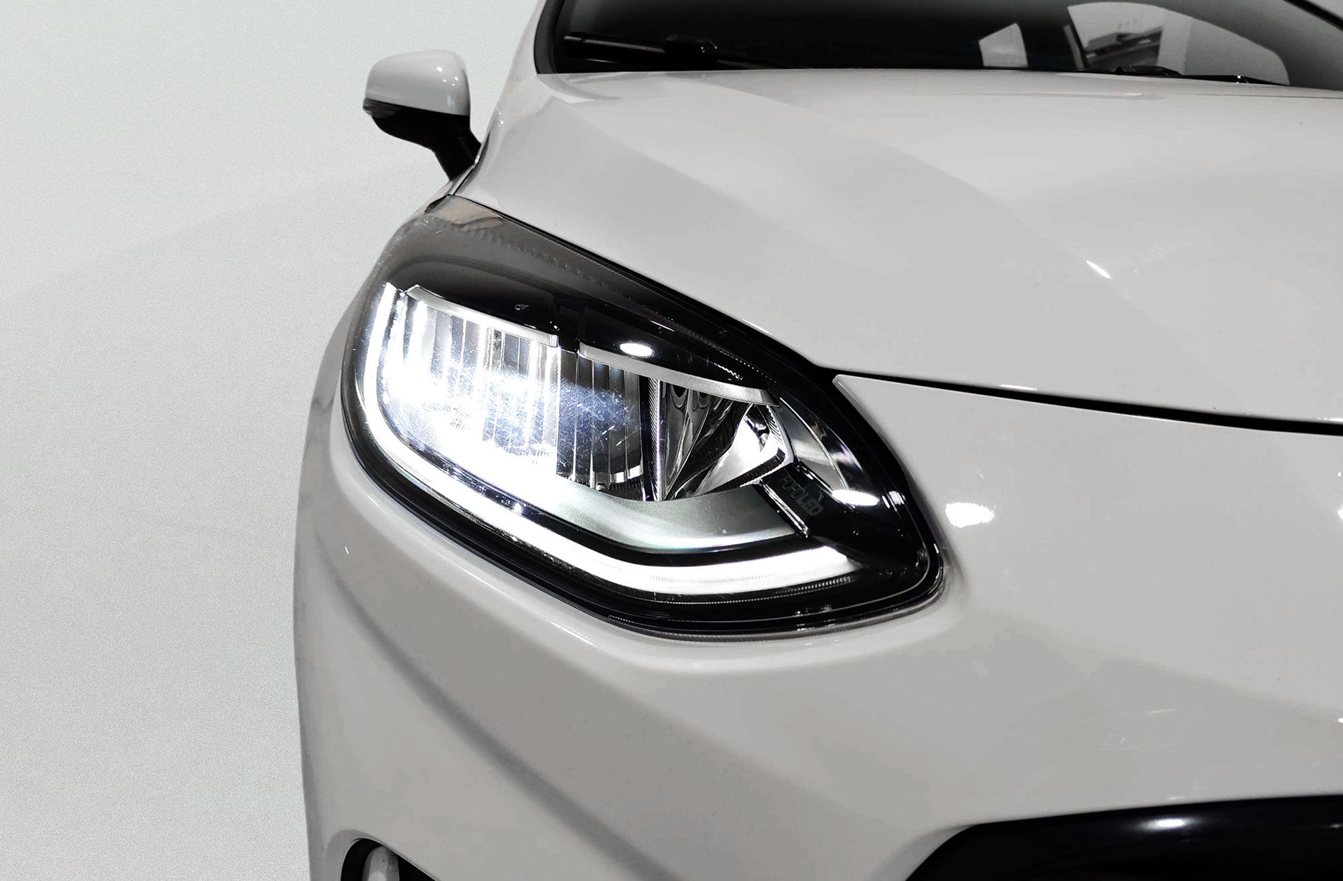 Ford Fiesta 1.0 EcoBoost MHEV ST-Line - foto 15