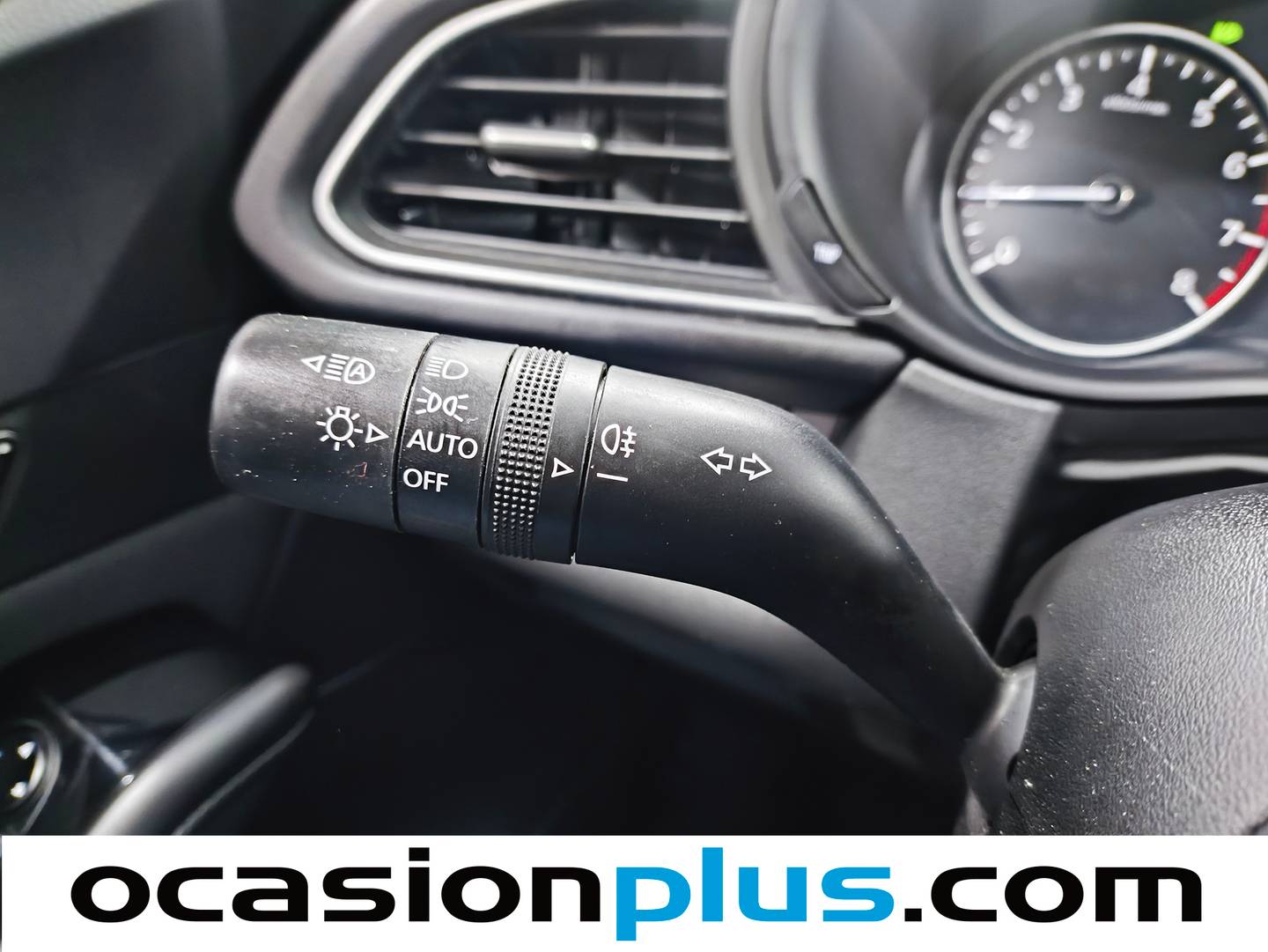 Foto Mazda CX-30 Mazda CX-30 2.5 e-Skyactive G MHEV Prime-Line AT (140 CV)