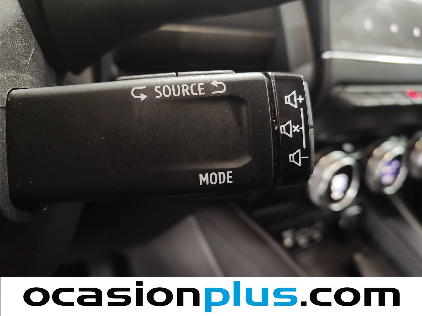 Equipamiento del Renault ZOE Renault Zoe Life 80 kW R110 Bateria (108 CV) AUTO